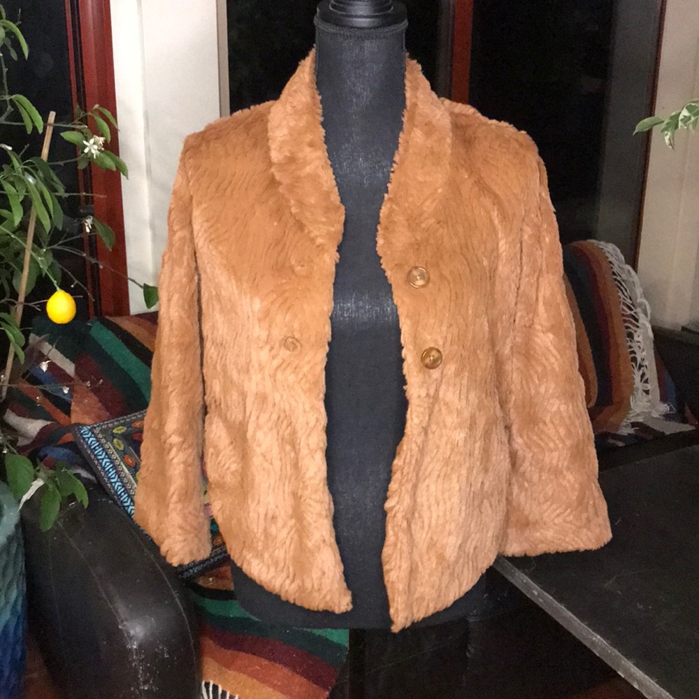 Patagonia cropped fur jacket
